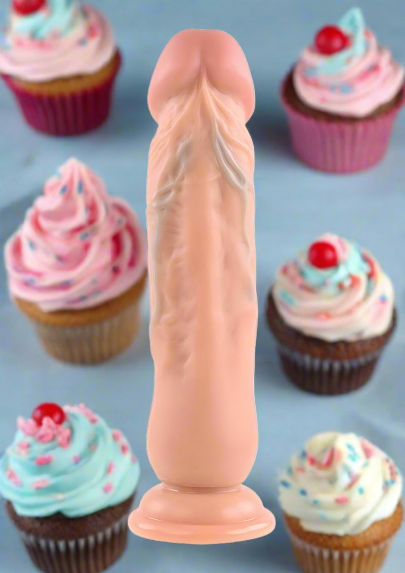 Realistic Dong 7 Inches by Evolved Novelties in Black or White
