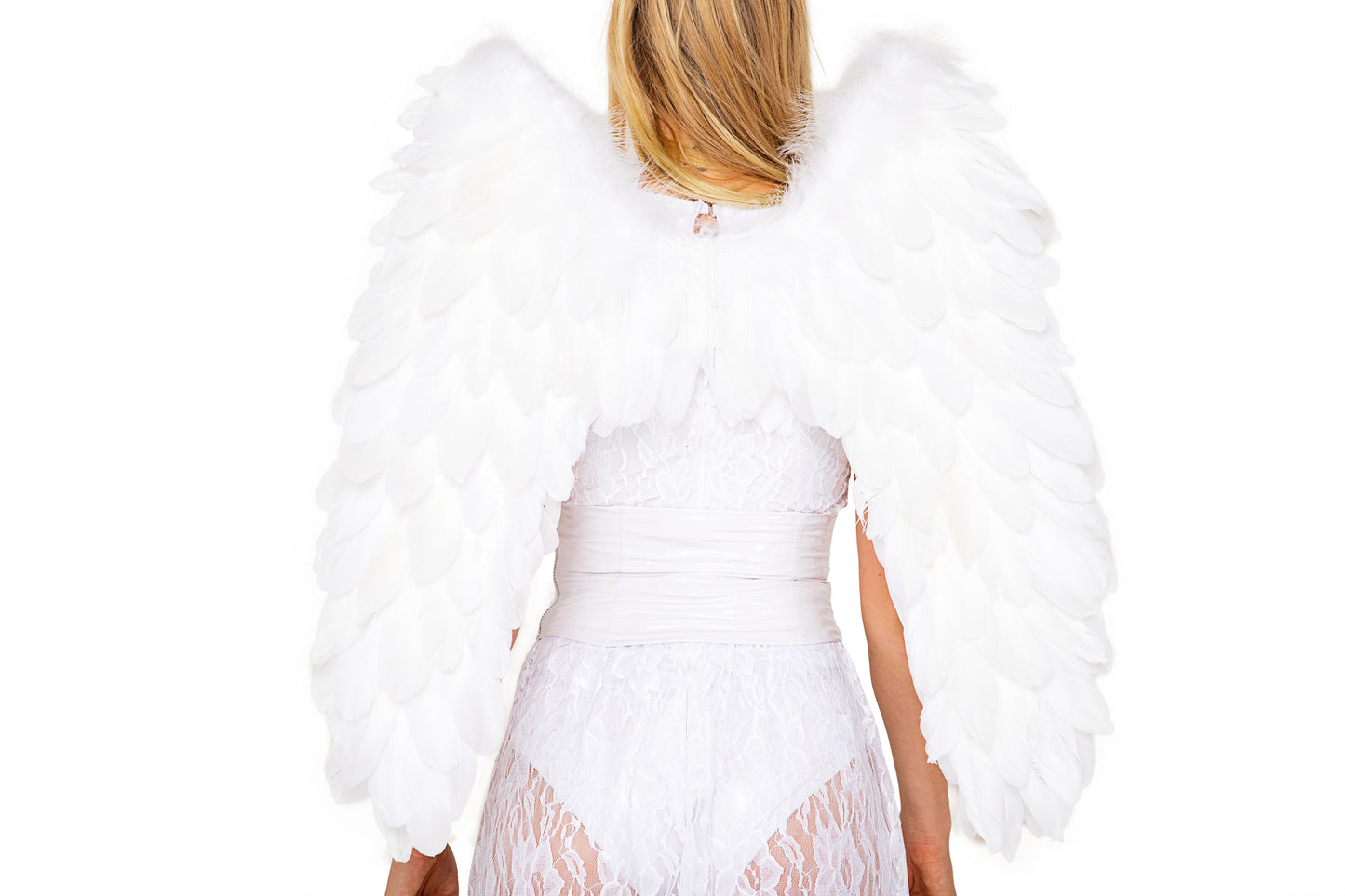 Deluxe Feathered White Wings by ROMA in One Size