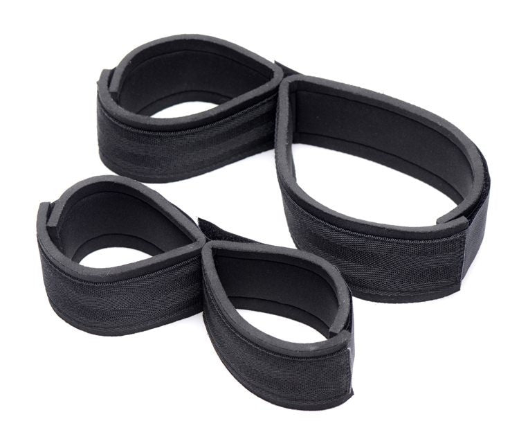 Double Leg and Arm Restraints