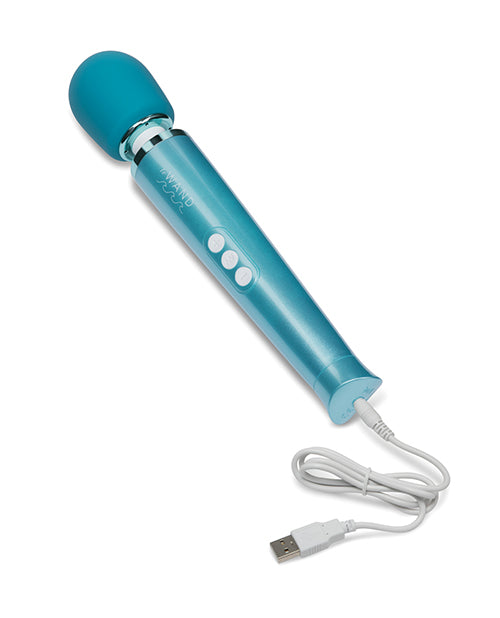 Le Wand Dive Submersible and Rechargeable Vibrating Massager
