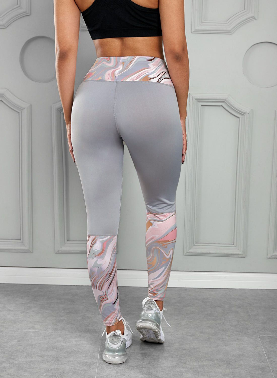 Printed Wide Waistband Active Leggings in Grey or Black in Size S, M, L, or XL