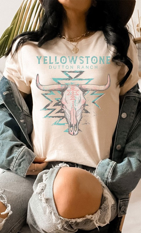 Yellowstone Duttton Ranch Western PLUS Graphic Tee Cream